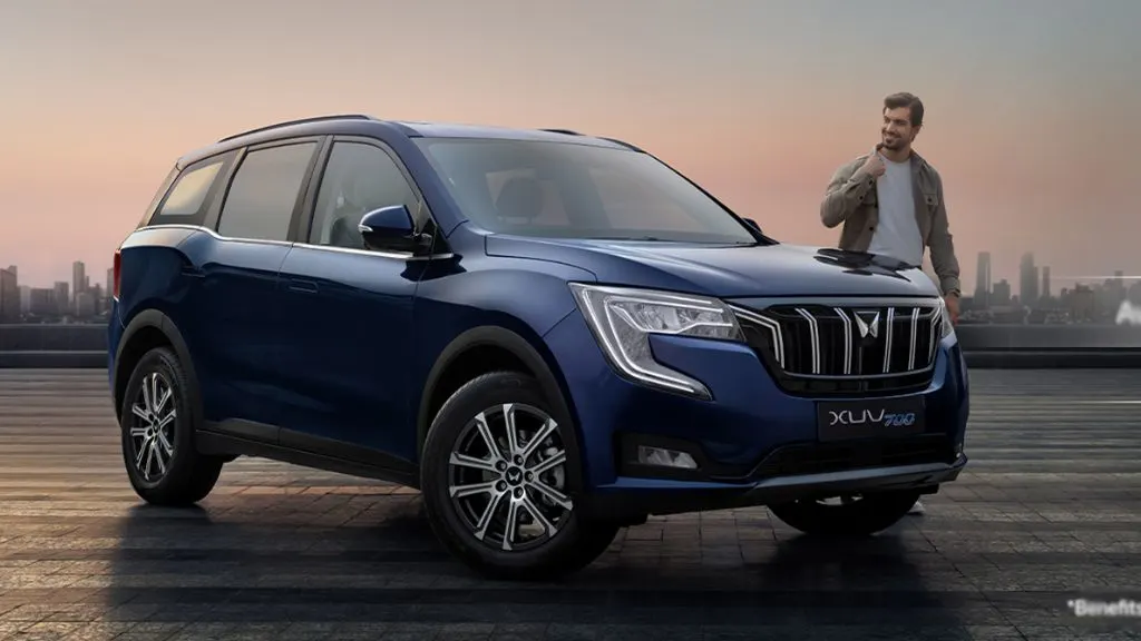 2025 Mahindra XUV 700