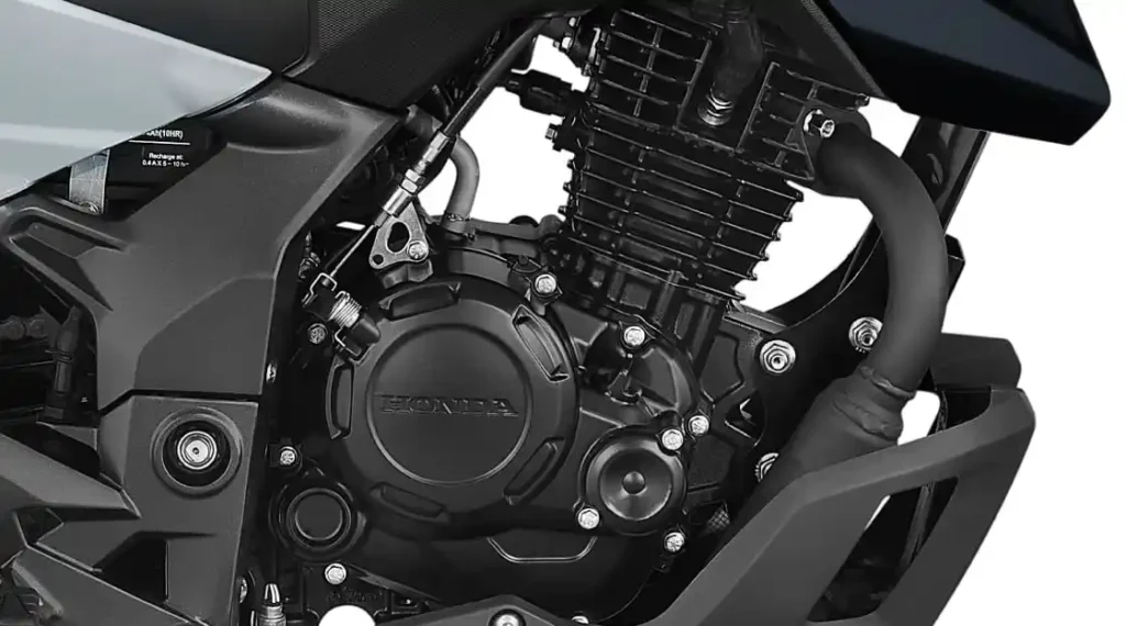 Honda CB125 Hornet Engine