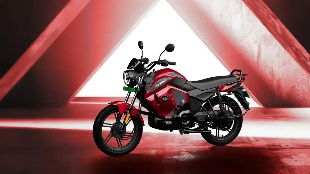 Revolt RV1 Titan Red Silver