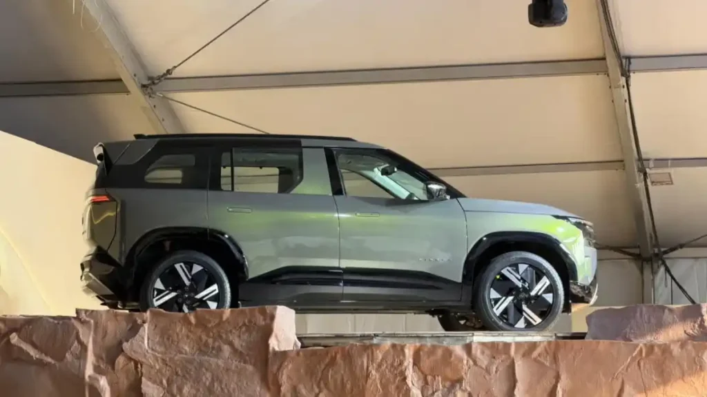 Tata Sierra Munnar Mist (Green) Color