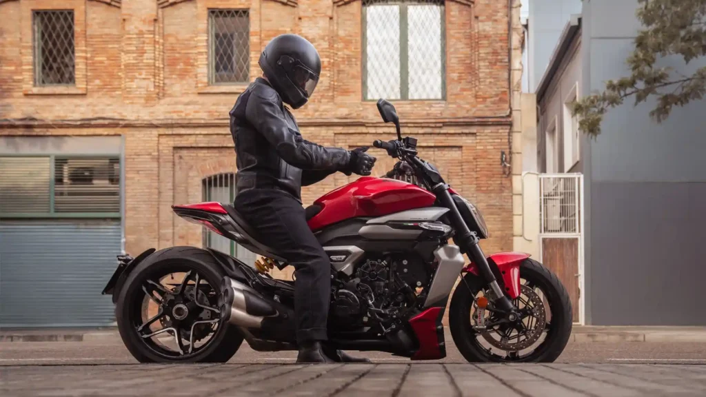 2026 Ducati XDiavel V4 Side View