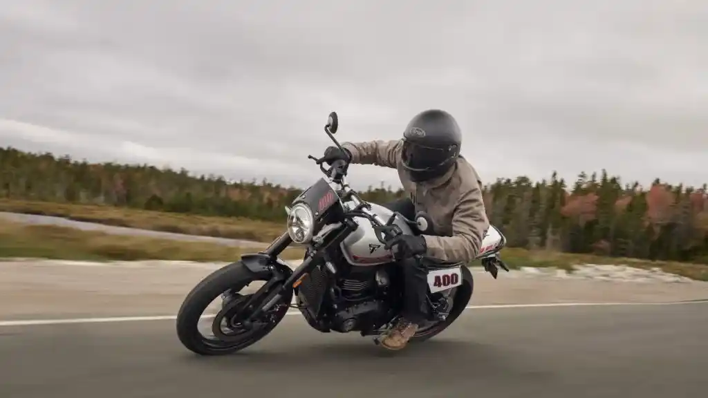 Triumph Tracker 400 Aluminium Silver Color