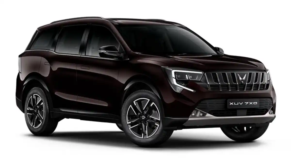 2026 Mahindra XUV 7XO All Colours Image Gallery