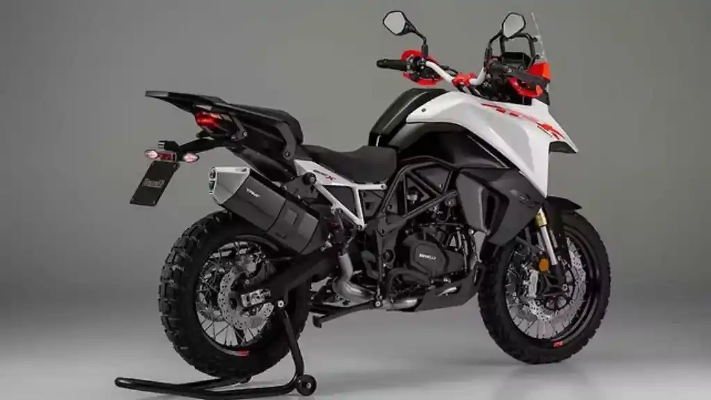 Benelli TRK 602 X Back Right Side View