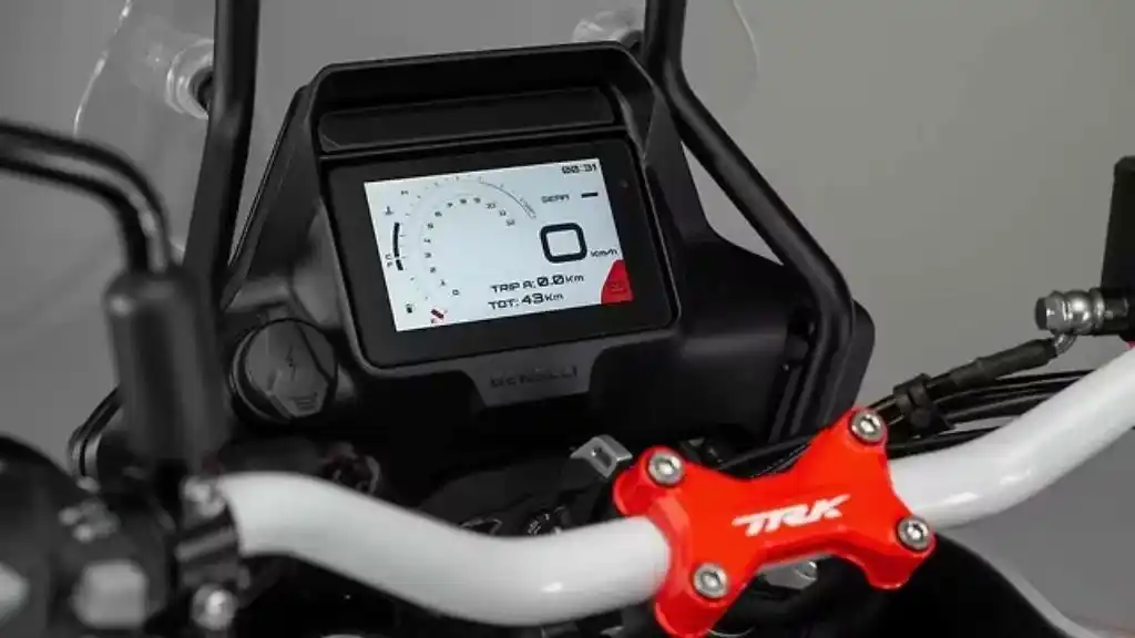 Benelli TRK 602 X Digital Instrument Cluster