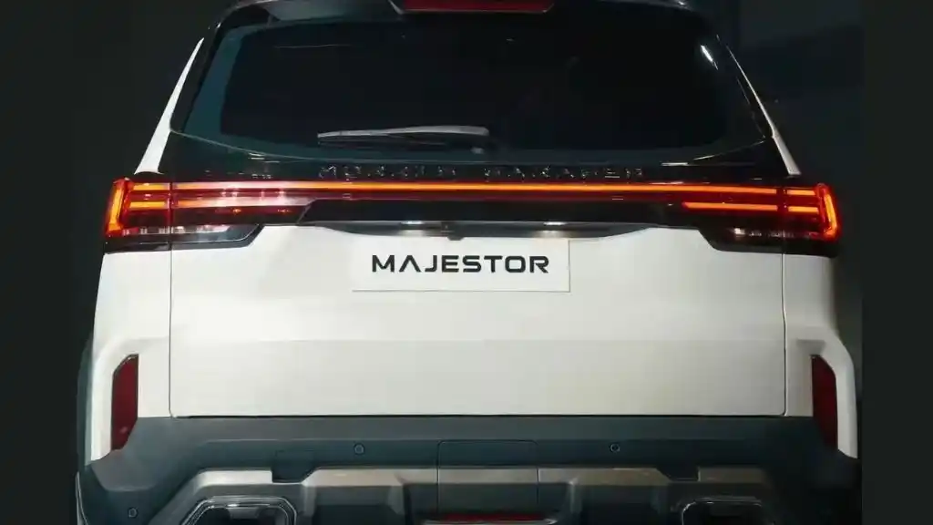 MG Majestor Back View