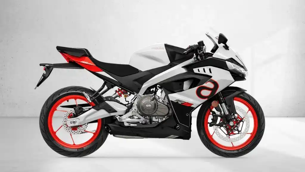 Aprilia RS 457 OPALESCENT LIGHT Colour