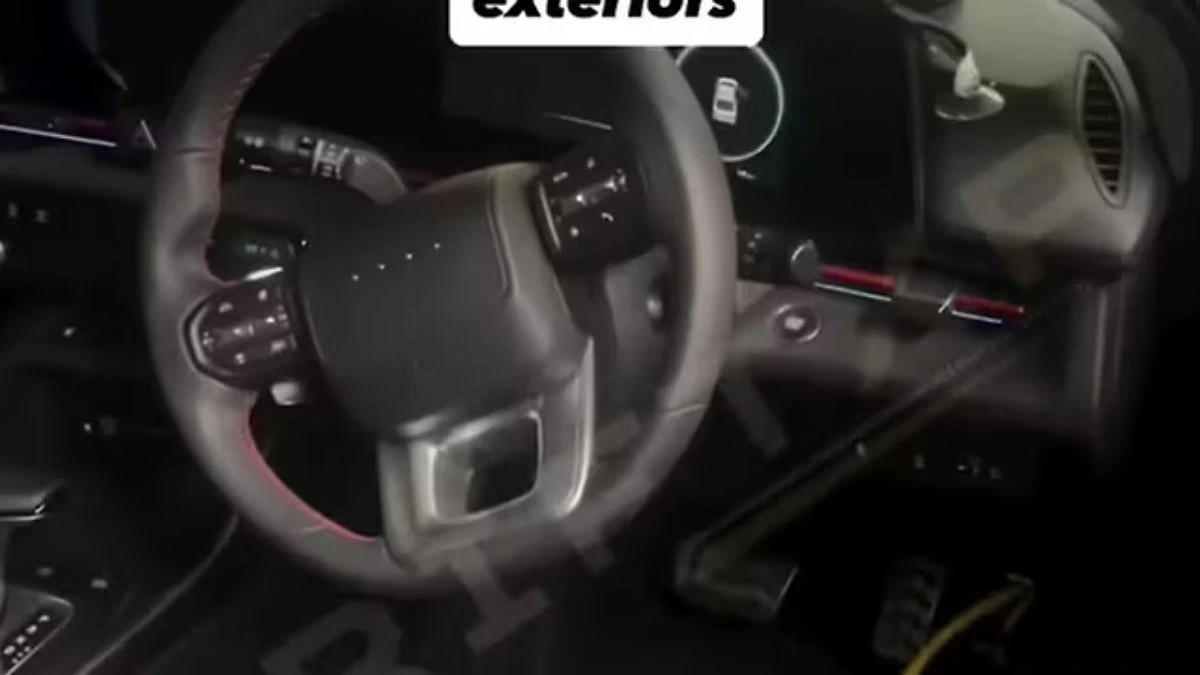 Hyundai Verna Facelift Interior Leaks and 1.5L Turbo Engine Revealed