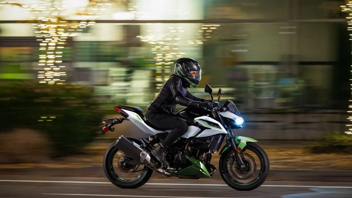 2027 Kawasaki Z500 and Z500 SE Get New Fresh Vibrant Colour