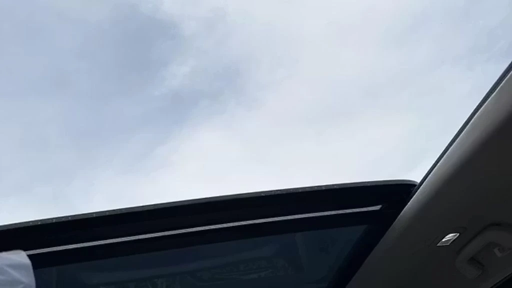 Mahindra Scorpio N Facelift Panoramic Sunroof