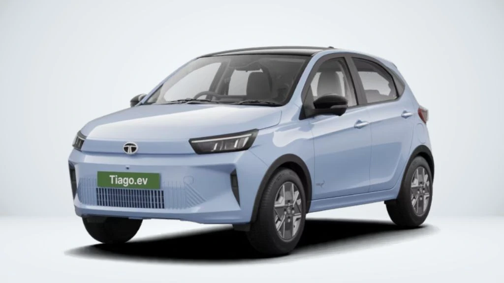 Tata Tiago EV Pangong Pulse with Dual Tone
